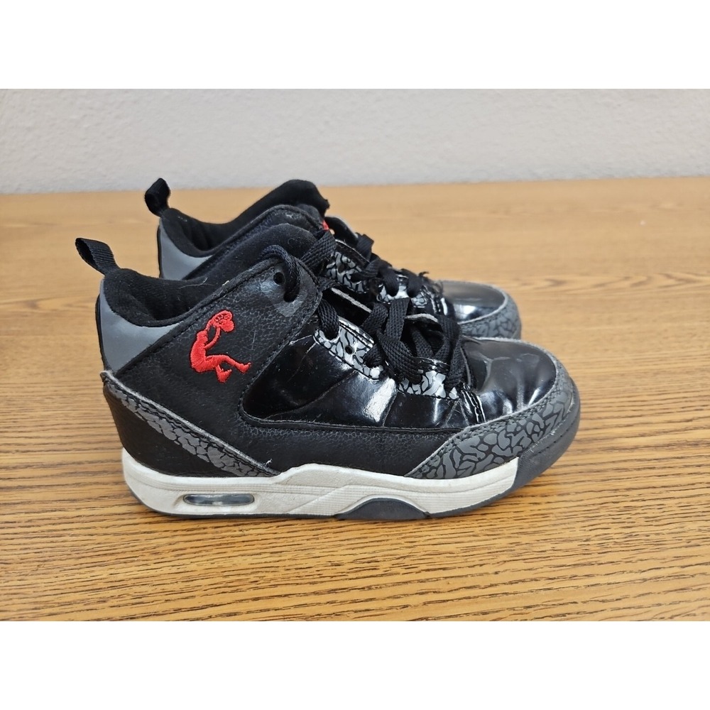 Shaq High Tops Boys Basketball Youth Sneakers Y12 Shoes Jordan Nike Air‎ Blk/Red